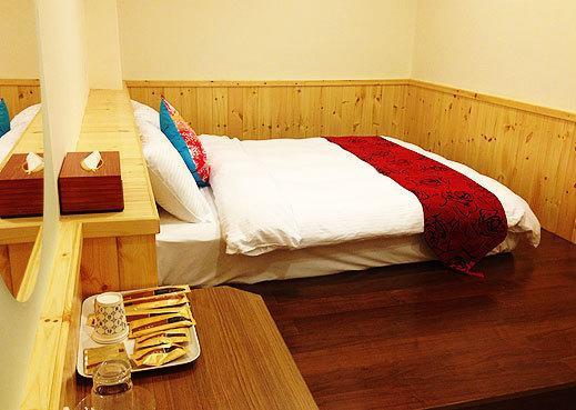 Sun Moon Lake Crystal B&B Nantou Bilik gambar